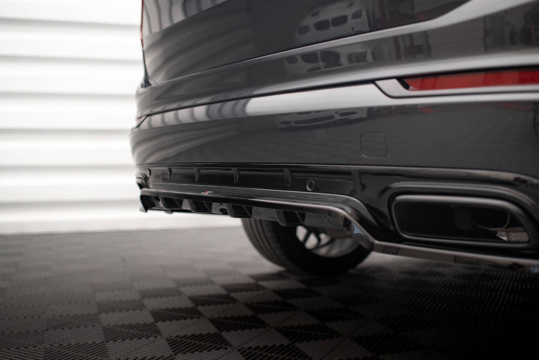 CENTRAL REAR SPLITTER (WITH VERTICAL BARS) VOLVO XC90 R-DESIGN MK2 FACELIFT