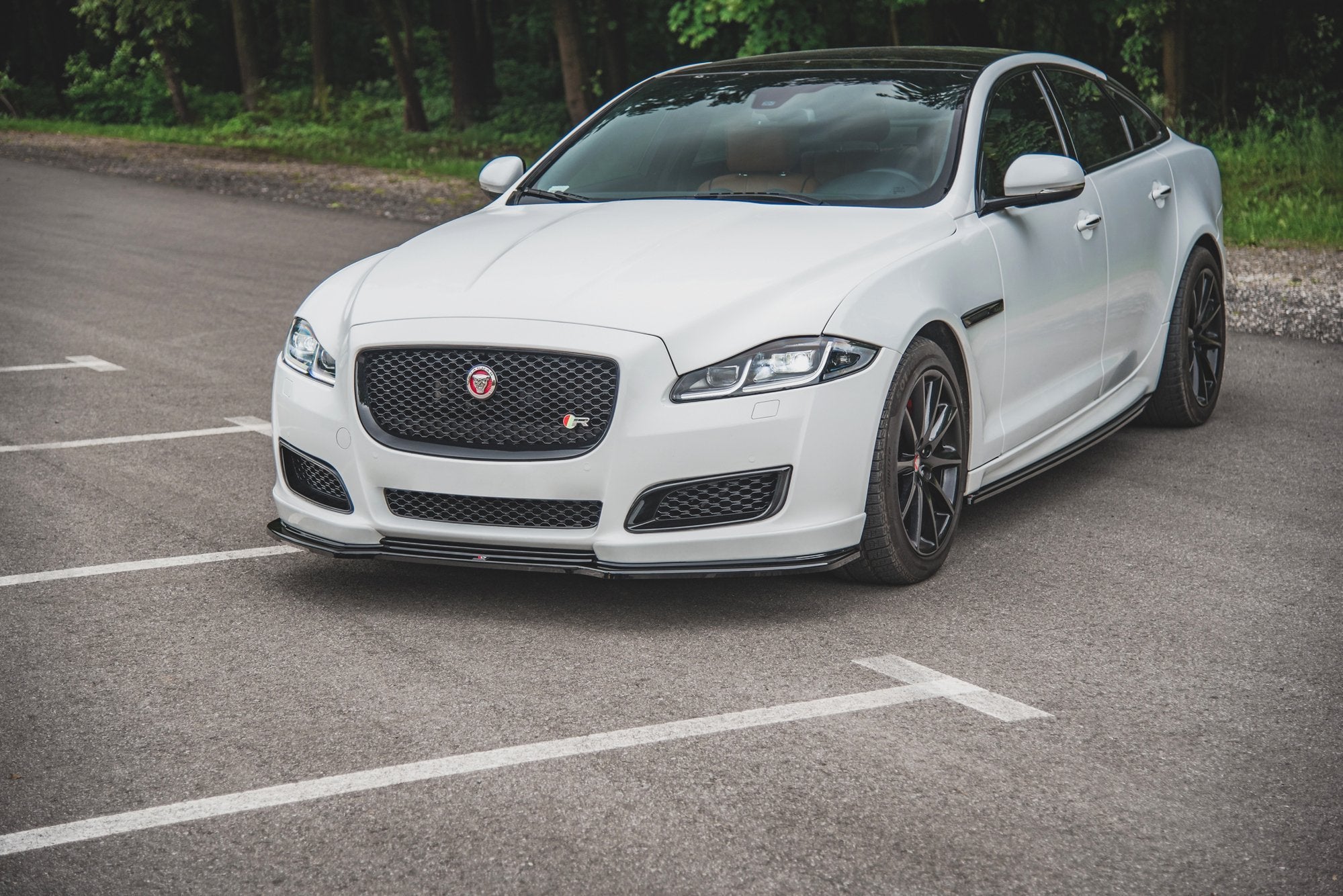 FRONT SPLITTER JAGUAR XJ X351 FACELIFT – Maxton Design USA