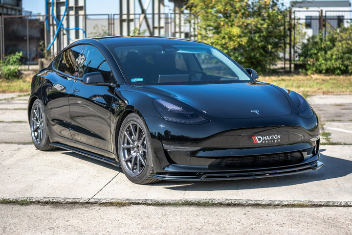 FRONT SPLITTER V.2 TESLA MODEL 3