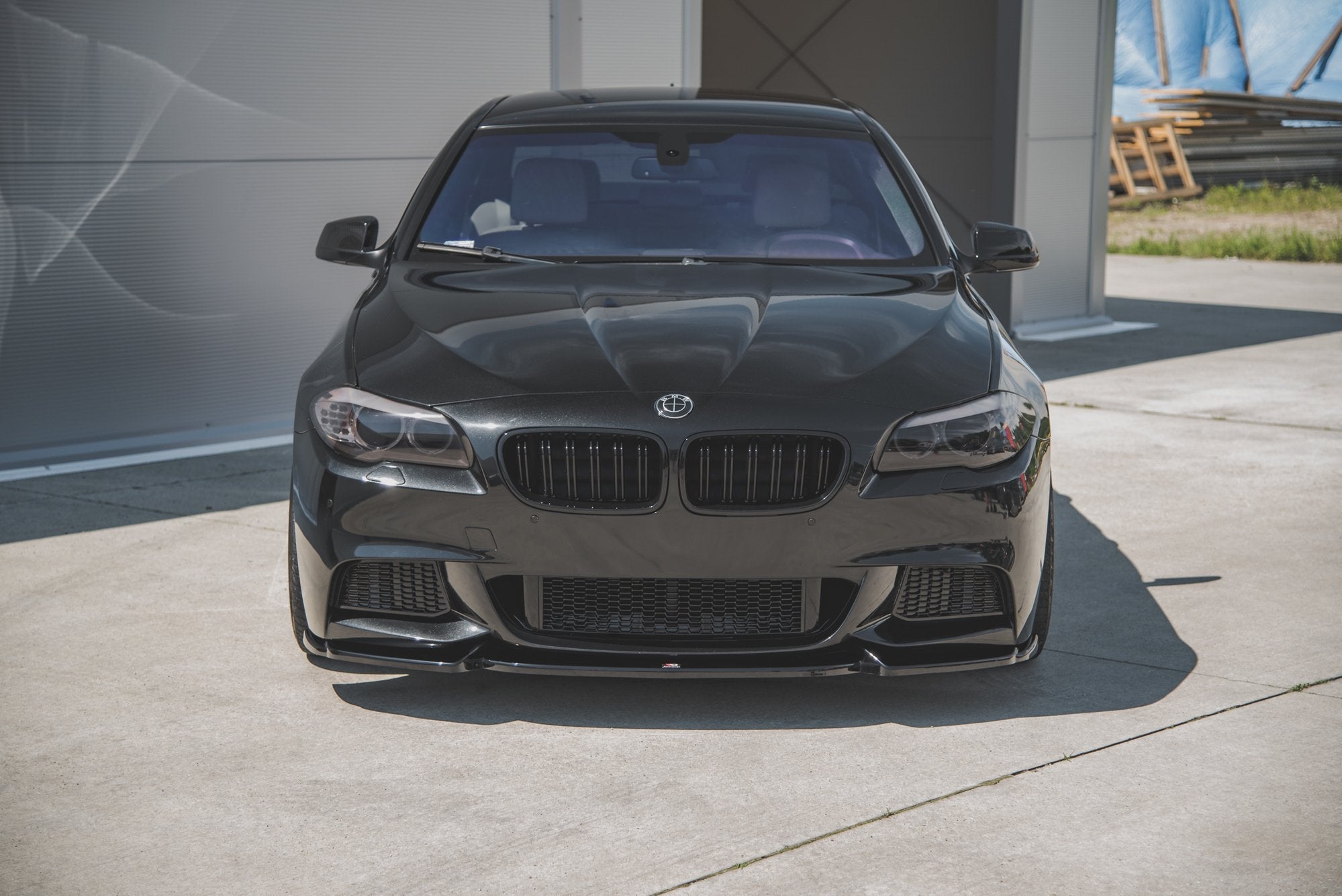 FRONT SPLITTER V.3 SUITABLE FOR BMW 5 F10/F11 M-PACK – Maxton