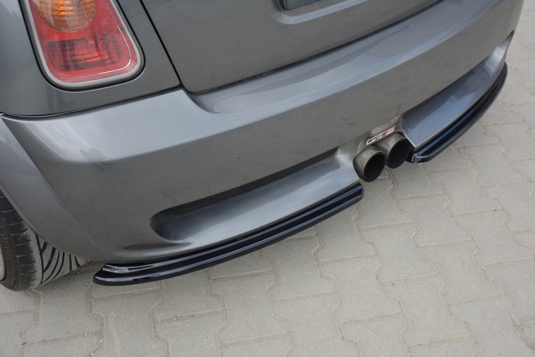 Mini R53 Rear Net REAR SIDE SPLITTERS MINI R53 COOPER S JCW – Maxton Design USA
