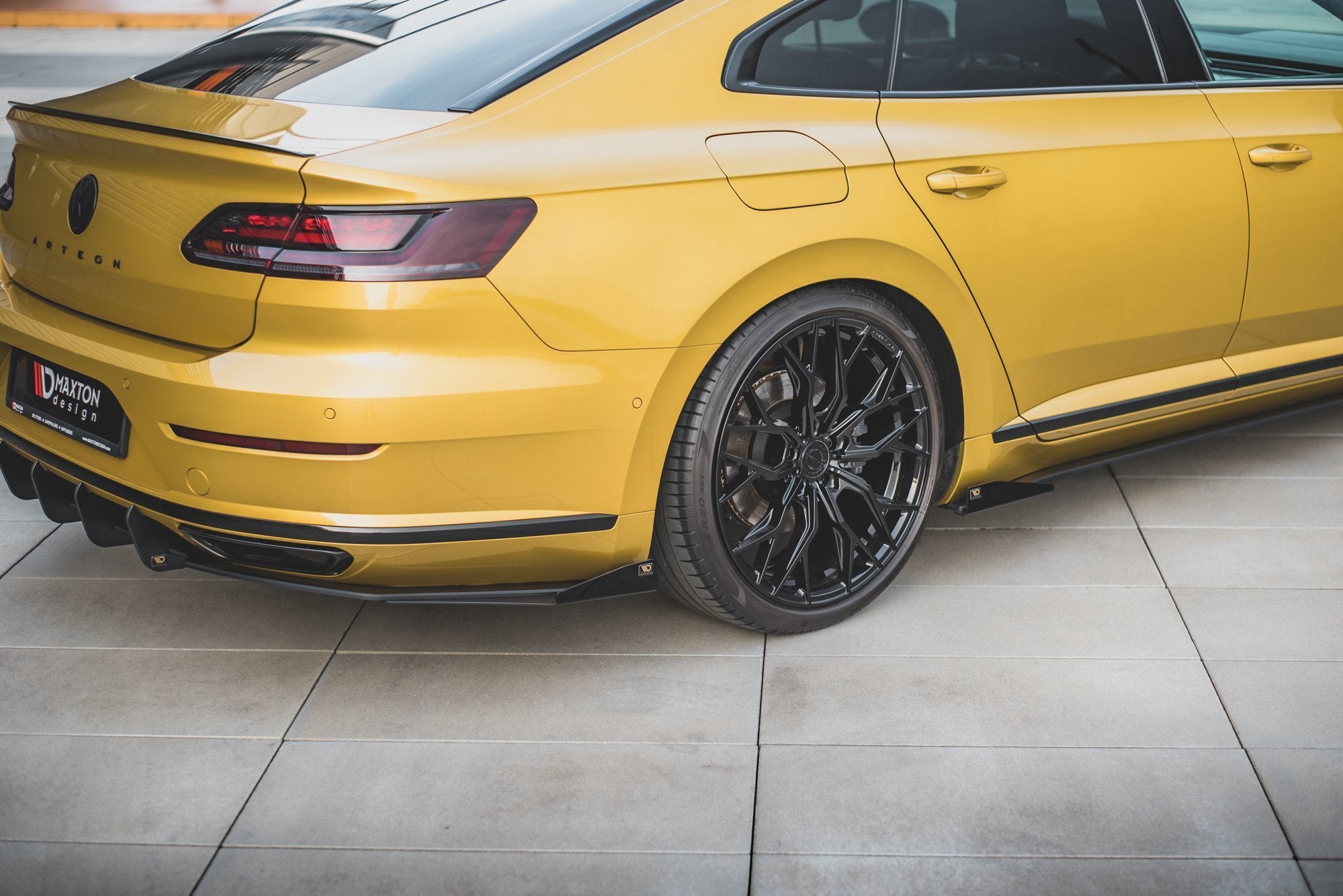 VOGTLAND スポーツローダウンサス VW Arteon RACING DURABILITY REAR VALANCE + FLAPS VOLKSWAGEN ARTEON R-LINE