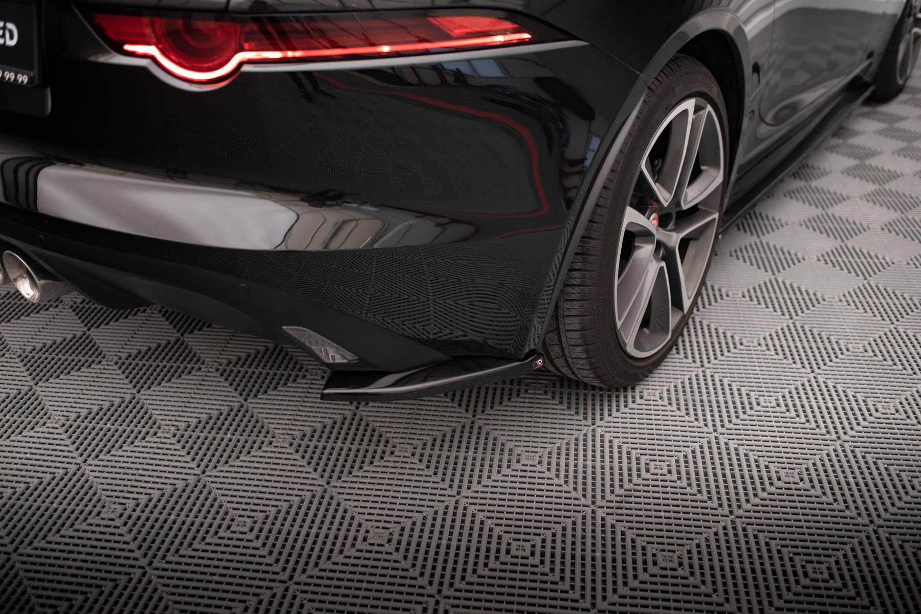 REAR SIDE SPLITTERS JAGUAR F-TYPE MK1 FACELIFT – Maxton Design USA