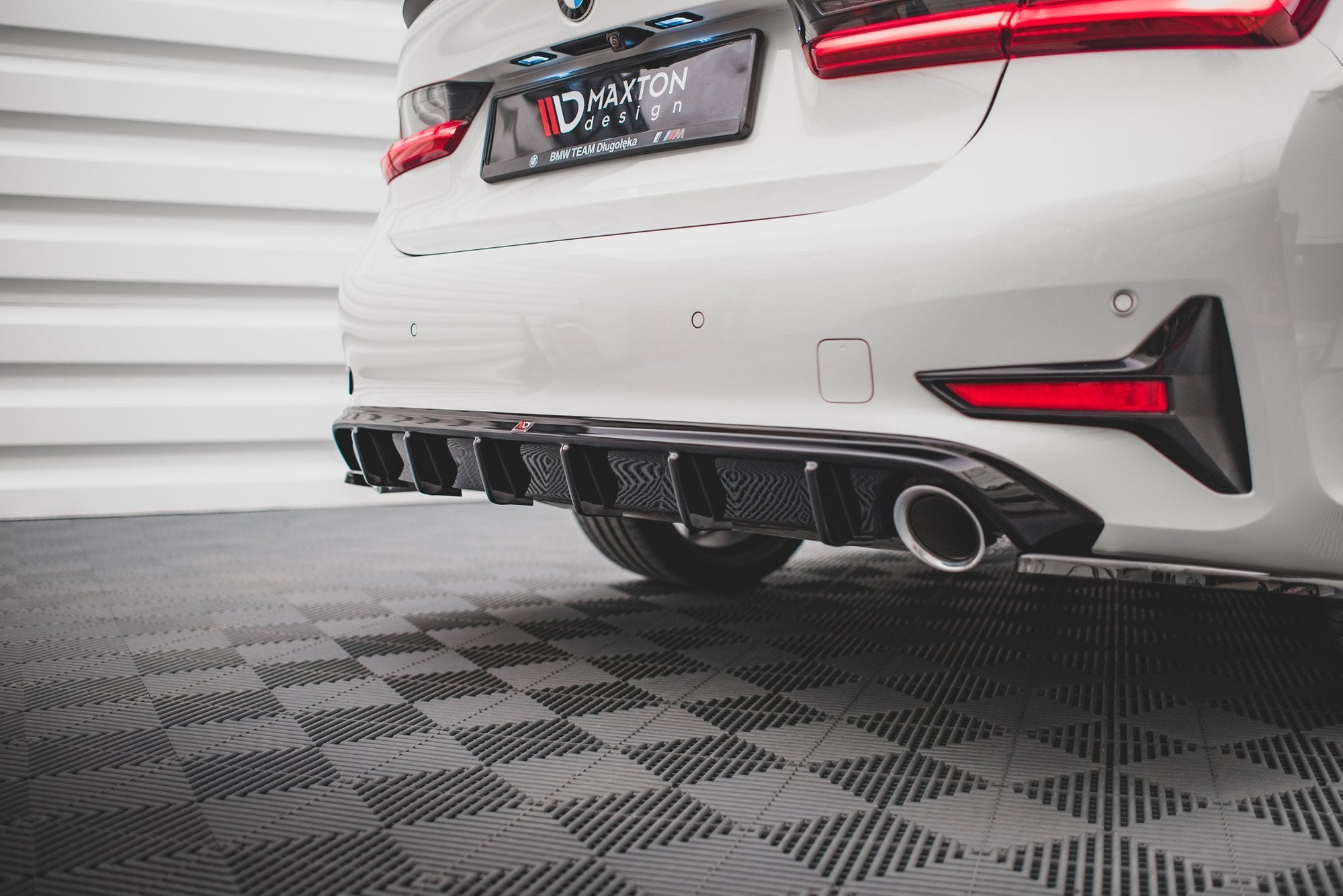 REAR VALANCE SUITABLE FOR BMW 3 G20 / G21 – Maxton Design USA