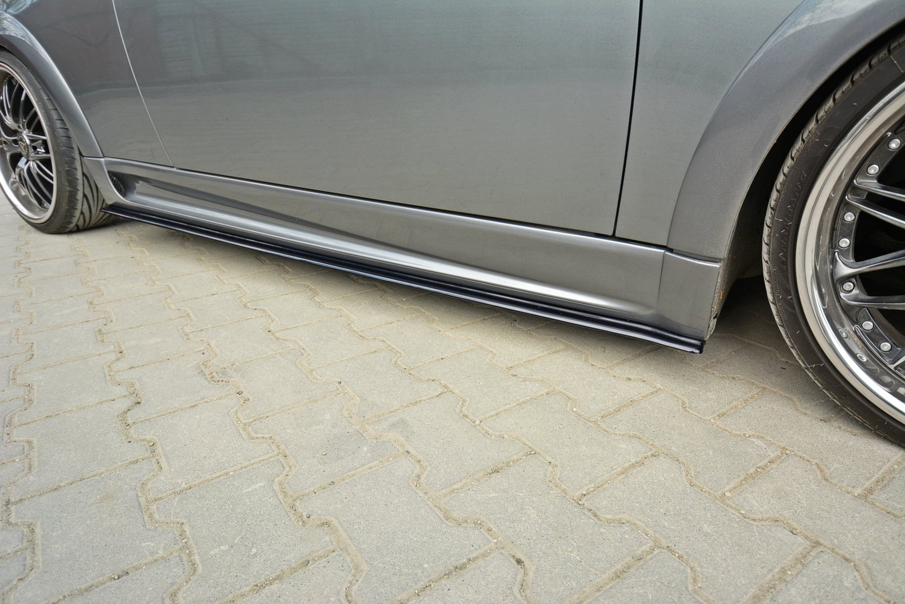 Mini R53 Rear Diffuser SIDE SKIRTS DIFFUSERS MINI R53 COOPER S JCW – Maxton Design USA