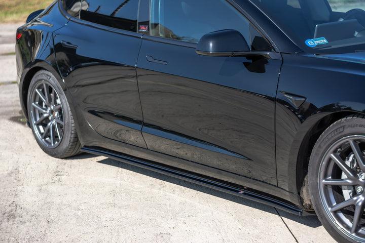 SIDE SKIRTS DIFFUSERS TESLA MODEL 3