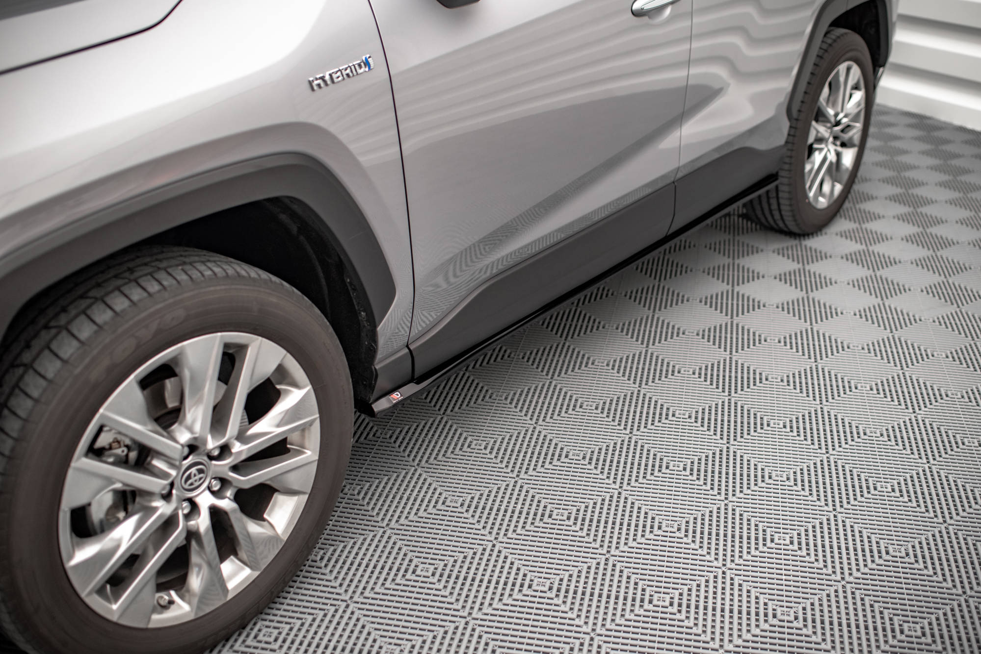 SIDE SKIRTS DIFFUSERS TOYOTA RAV4 MK5 – Maxton Design USA