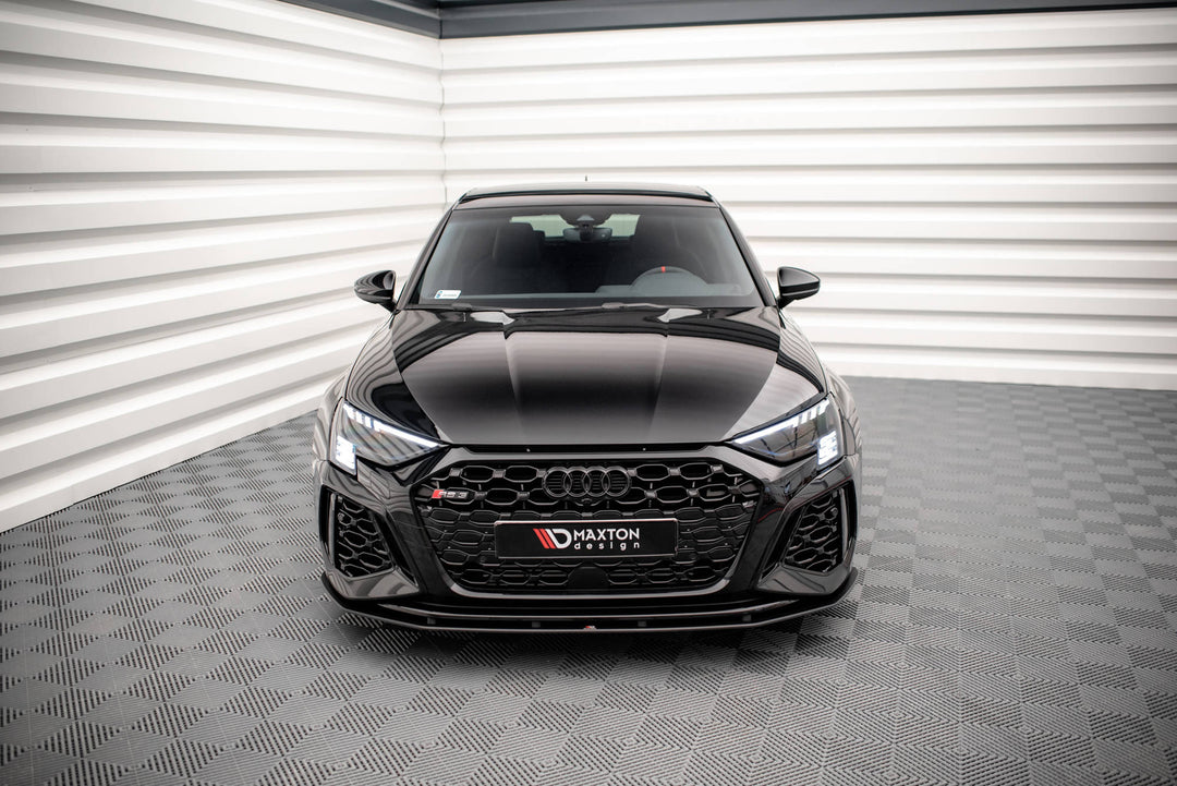 STREET PRO FRONT SPLITTER AUDI RS3 SPORTBACK / SEDAN 8Y