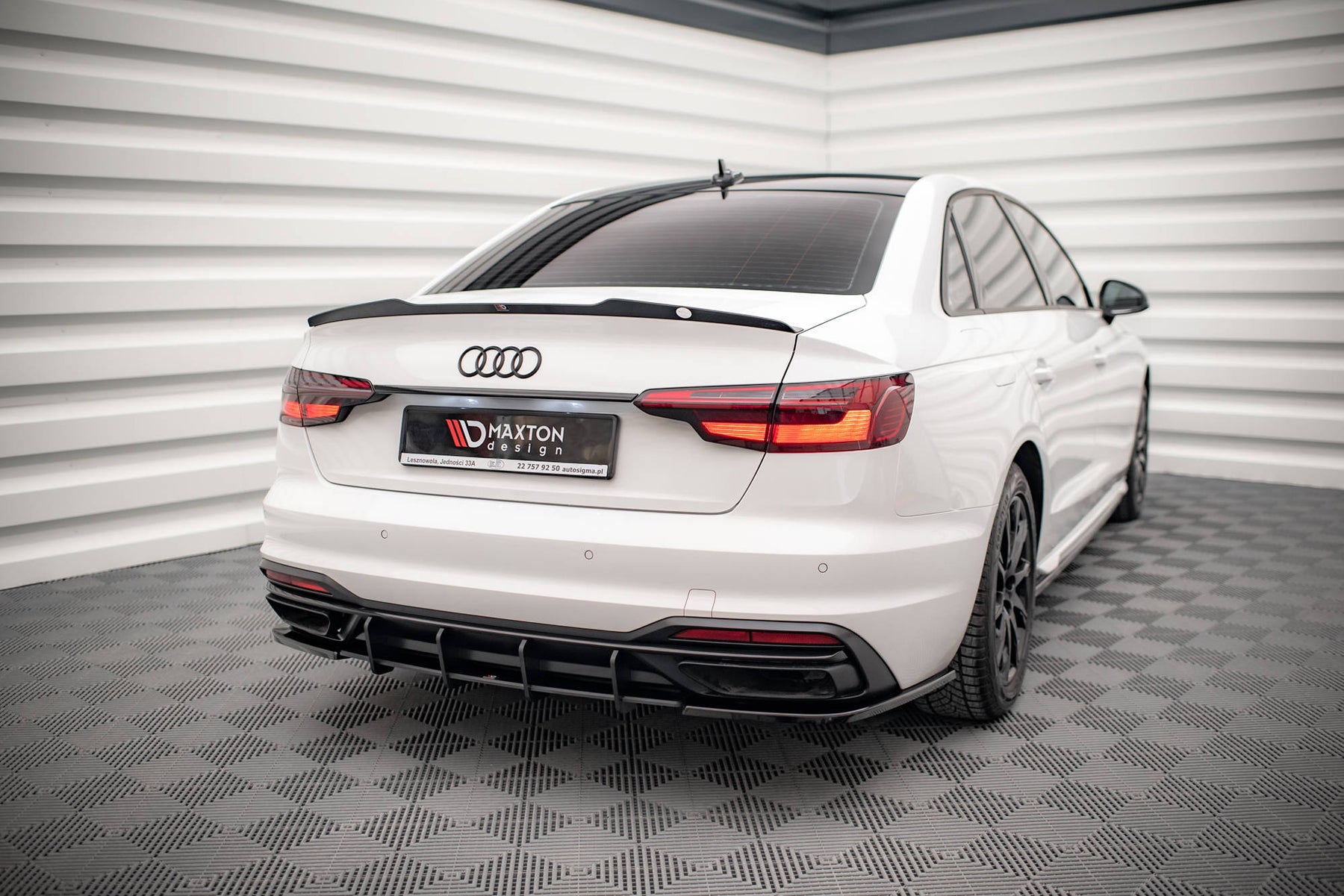 STREET PRO REAR DIFFUSER AUDI A4 B9 FACELIFT – Maxton Design USA