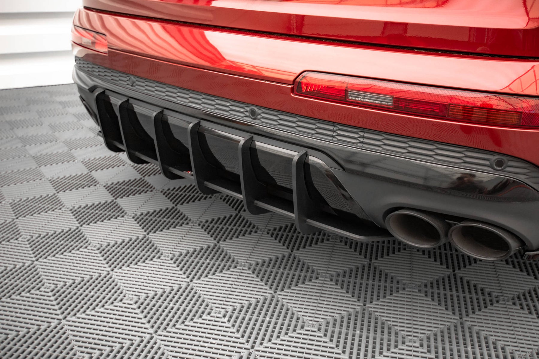 STREET PRO REAR DIFFUSER AUDI SQ7 /Q7 S-LINE MK2 (4M) FACELIFT – Maxton ...