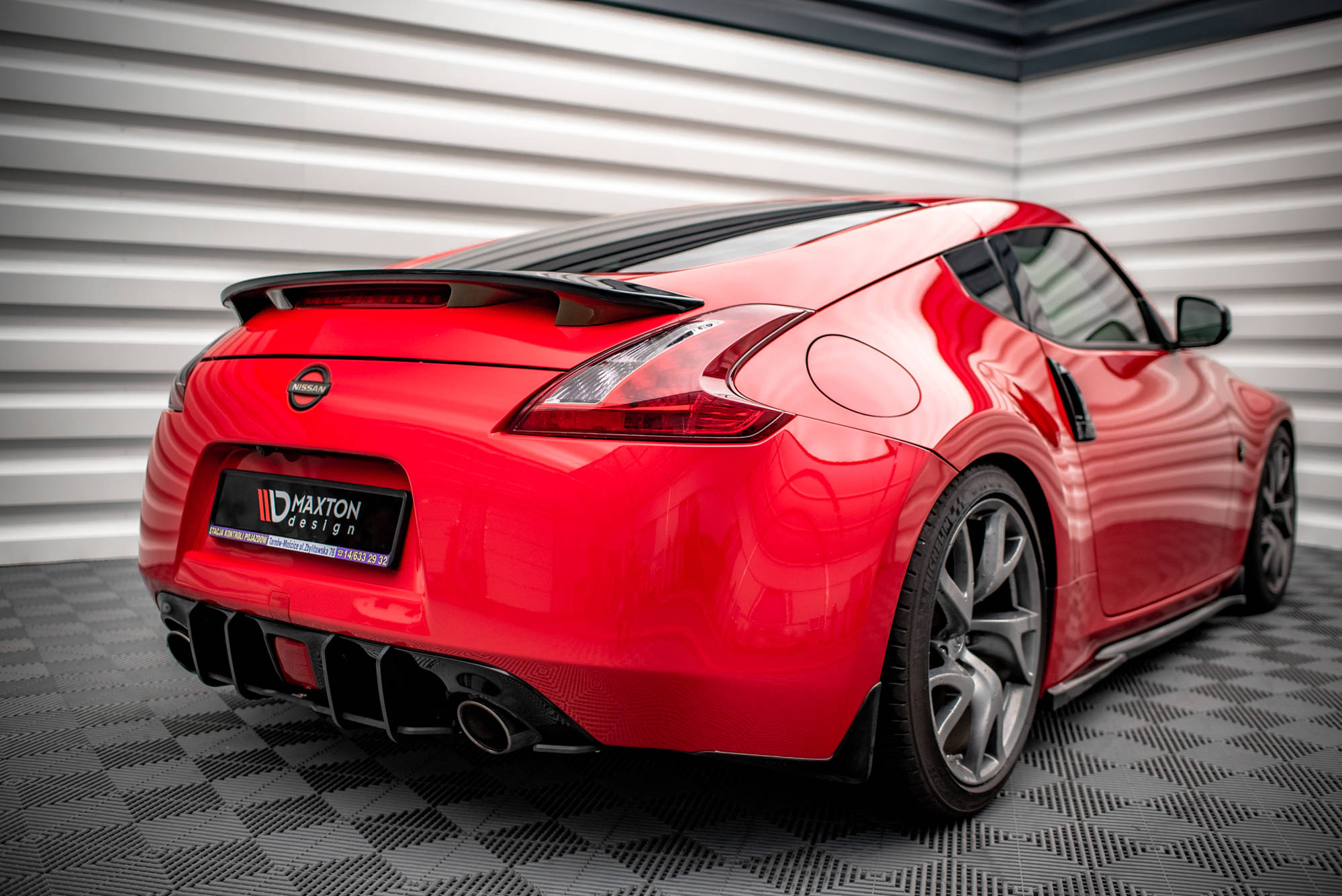 STREET PRO REAR DIFFUSER NISSAN 370Z – Maxton Design USA
