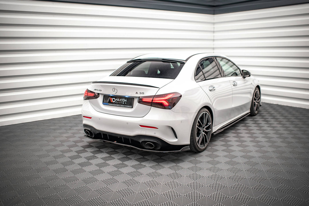 REAR WINDOW EXTENSION THE EXTENSION MERCEDES A35 SEDAN V177